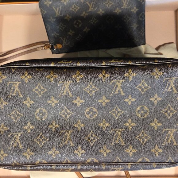 Neverfull and Clutch M40995 - Picture 5 of 9